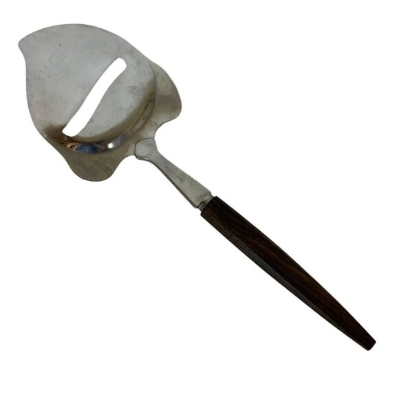 Vintage Stainless Steel Cheese Slicer With Wooden Handle Made In Japan - Picture 2 of 3